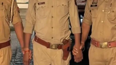 Punjab’s right policemen arrived as dense -SP and DSP, kidnapped big business people and asked for a ransom of 10 Crores -NCR Punjab policemen disguised as Dig SP and DSP came to Noida and kidnapped three business people and a ransom of 10 crusades of 10