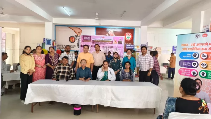 Healthy feeling, a strong family campaign: Health and yoga camp at Bamheta CHC – NCR swasth nari Shashakparivar Abhiyan Health and Yoga Camp organized in Bamheta Chc Ghaziabad