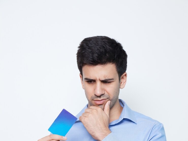 These are many benefits to keeping credit cards!