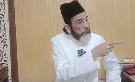 Tension after prayer in bareilly, maulana tauqir raza under house arrest