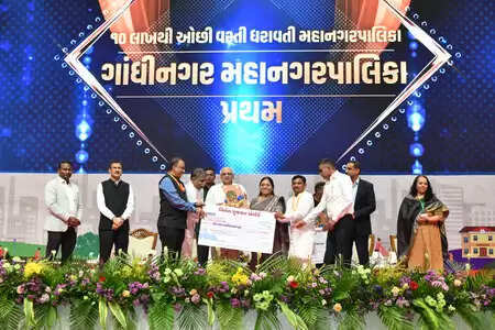 CM Bhupendra Patel has distributed ‘Nirmal Gujarat Awards’ to 8 Metropolitan Municipalities and 16 Municipalities