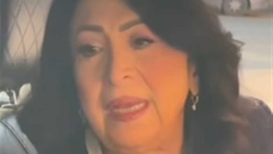 من النجومية لسائقة تاكسي.. فنانة شهيرة: «أي حاجه هتخليني أكفي بيتي هتسعدني» (فيديو)