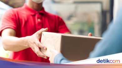 Viral courier package in Bekasi threatened use Sharp when COD payment collection