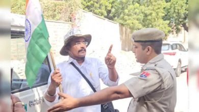 Demonstration to support Sonam Wangchuk, person detained in Jodhpur
