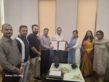Noida and Bithoor Nagar Panchayat under SWACHH BHARAT MISSION 2.0, there will be cooperation in managing cleanliness