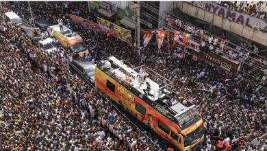 Suddenly lightning, thousands of people got stuck and .. How stamped in Karur, Inside Story