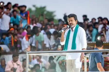 Karur Stampede: Actor Vijay has announced that he is giving 20 lakh calls to the families of those killed