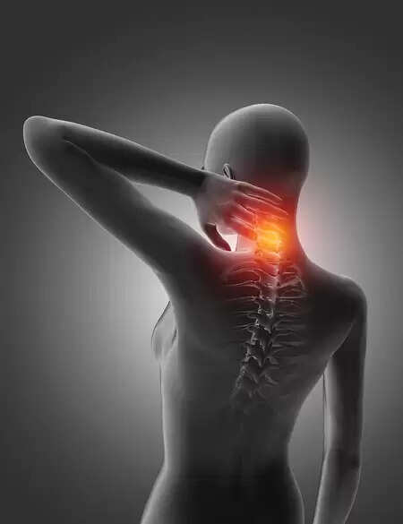 Increase the cervical pen problem due to computer and cellphone, get relief from easy yoga