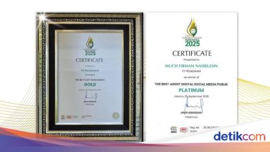 Contact Center Pegadaian Borong Award at the ICCA 2025 event