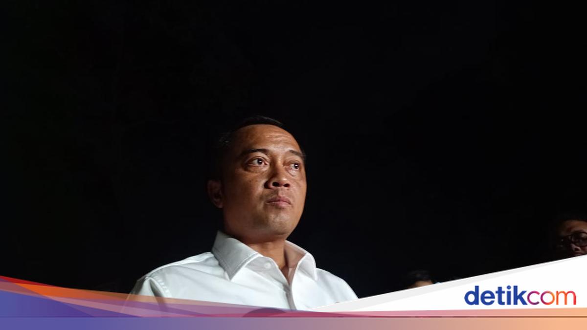 The response of the Secretary of State regarding the journalist Liputan card was revoked by the palace