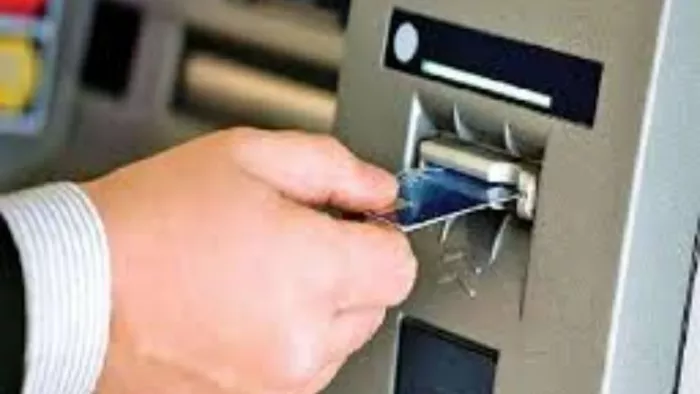 ATM-password in the name of verification by calling himself a banker, and then transferring millions of transactions to 53 lakh in bank account scam