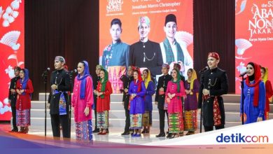 The tribes of the Kromong Gambang enriched the 53rd Jakarta Abang None celebration