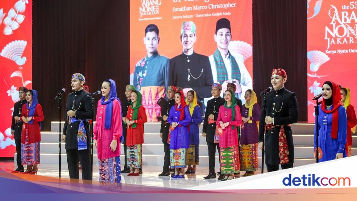 The tribes of the Kromong Gambang enriched the 53rd Jakarta Abang None celebration