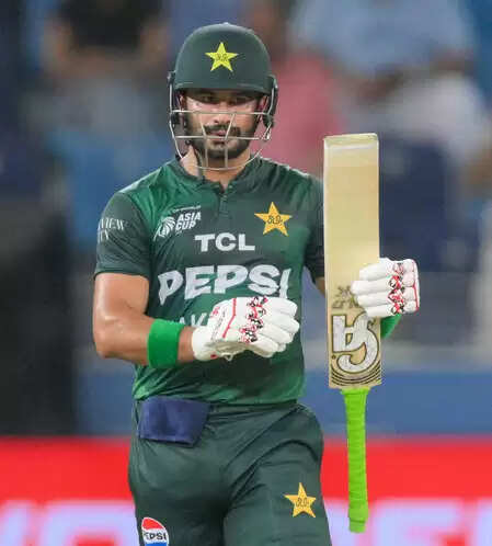 Asia Cup: Sahibzada Farhan returned to the pavilion after scoring 57 runs in the title match