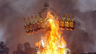 “Dussehra 2025” Why is the tradition of relieving a lamp on Dussehra? Know the rules and importance