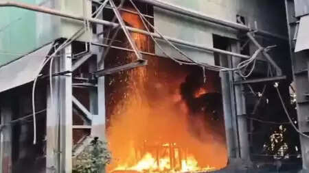 Accident in Bokaro Steel Plant, four contract workers who are seriously scorched