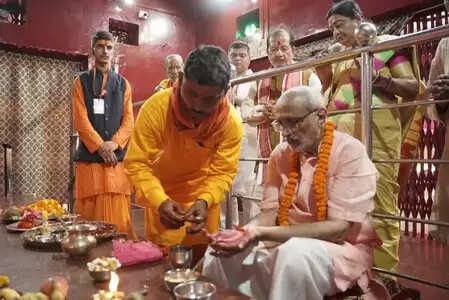 Bihar: Vice President CP Radhakrishnan worshiped in Maa Chamunda Shaktipeeth