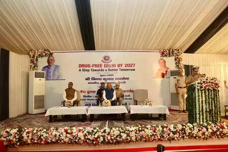 Police -Dress of Delhi under drug -free India campaign, destroyed drug abuse
