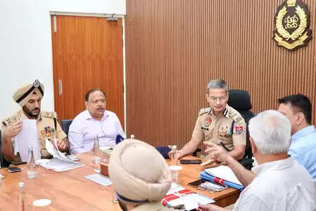 Punjab: DGP Gaurav Yadav has reviewed law and order in Amritsar, strict instructions for festive season