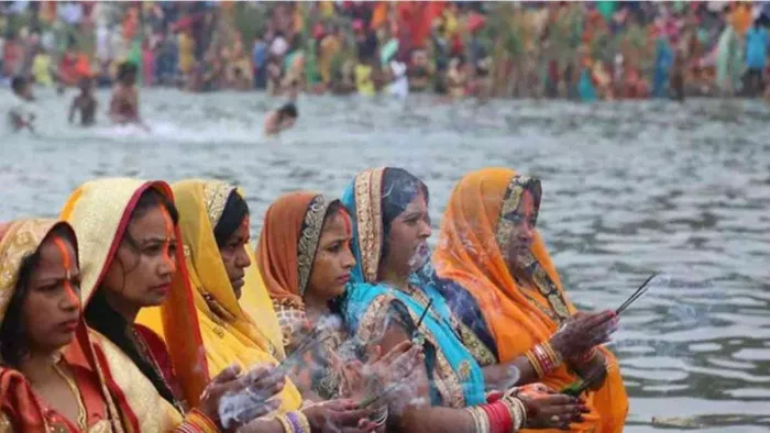 The wave of happiness among the people of Purvancal welcomed the consent of Chhath Puja on the banks of Yamuna in Delhi, welcomed the organizers – Yamuna Chhath Puja allowed Delhi celebrations to return to river banks.