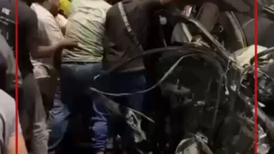 “تحطمت بالكامل”.. مصرع شخصين نتيجة اصطدام عدة سيارات بمحور جمال عبد الناصر في التجمع الخامس