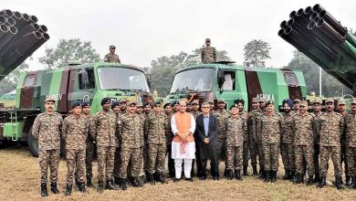 The confluence of military exercises and celebrations will be seen in Bhuj, Gujarat, this time the Minister of Defense will celebrate Dussehra with soldiers