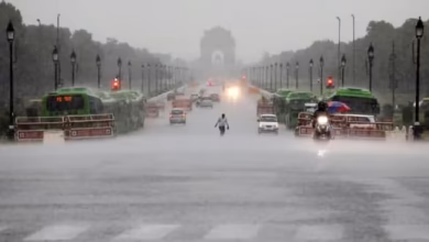 Delhi-NCR rain with thunderstorms, IMD issued the next 2 hours warning, again before Dussehra is pleasant