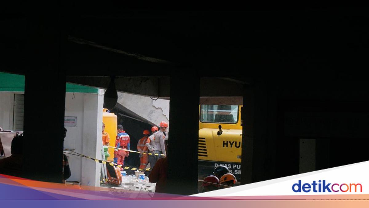 The Ponpes area collapsed in Sidoarjo is sterilized for evacuating victims