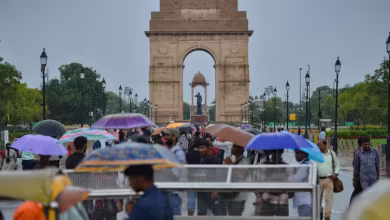 In Delhi-NCR changed the weather in the morning, relief from heavy rain and temperature trap