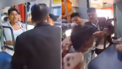 Viido of barbarism with passengers in train viral! Tte young man grabs hair and drag and beaten, viral cut here