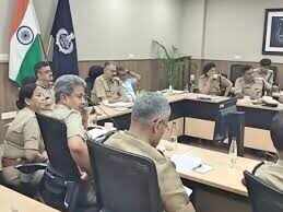 See in the video important meeting on legislation and order and crime control in Rajasthan police headquarters