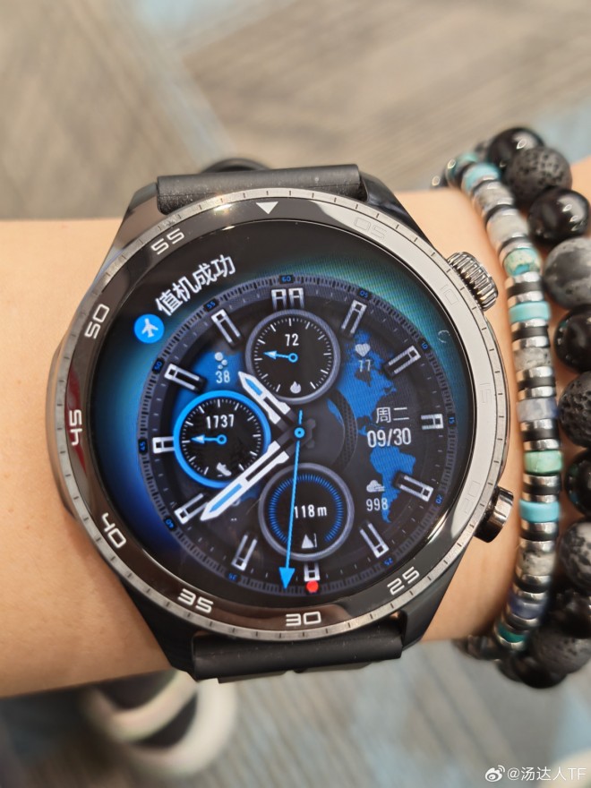 مدير Honor يكشف صورة Watch 5 Pro ويستعرض ميزة التذكير بتسجيل الوصول