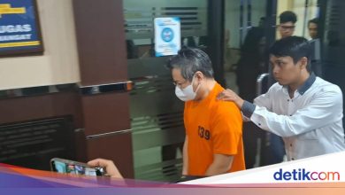 Child sex predators in South Jakarta are lure of the victim to give a cellphone