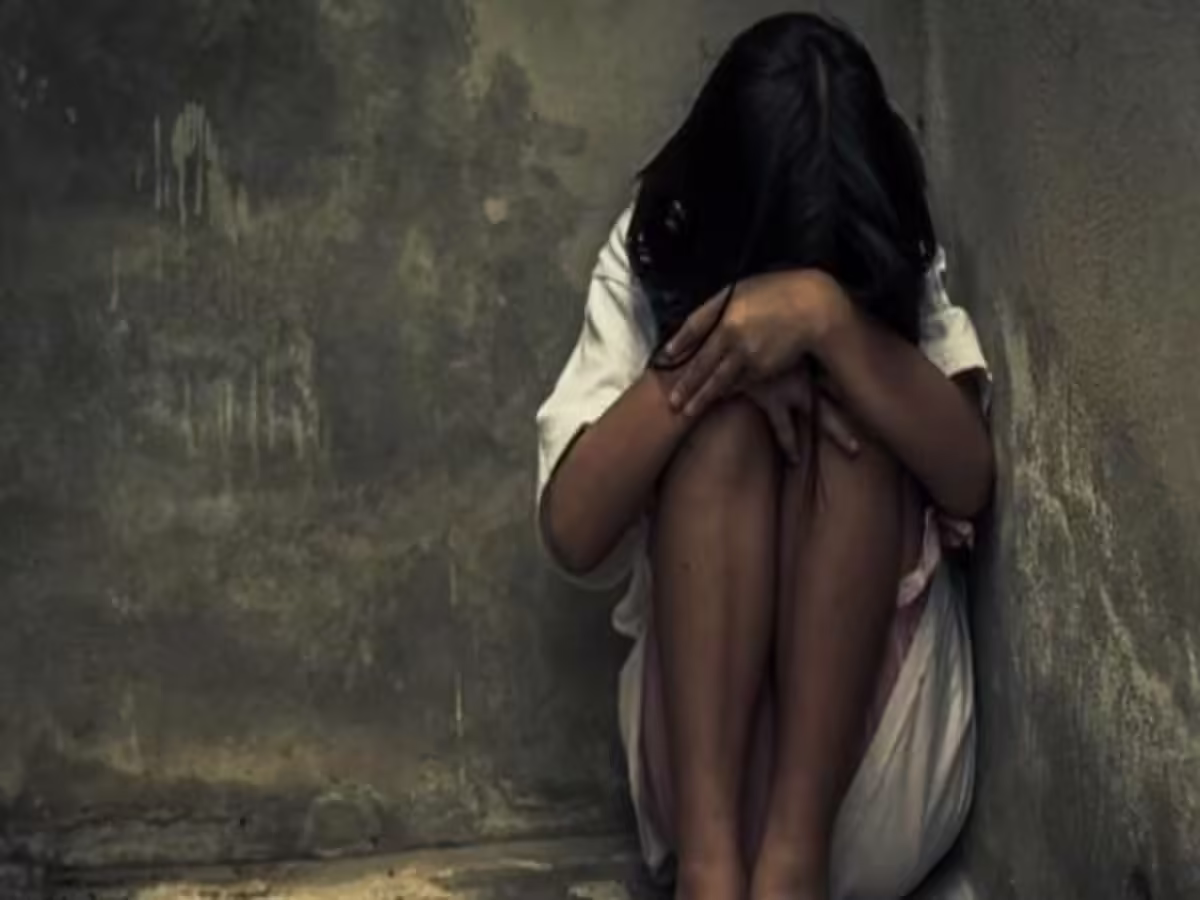 7 people raped a minor for five months, revealed family members after getting online videos