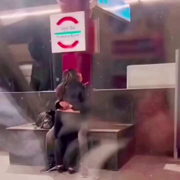 Delhi Metro becomes a pivot of pornography! Couples trapped on camera while kissing in public listen to the viral video