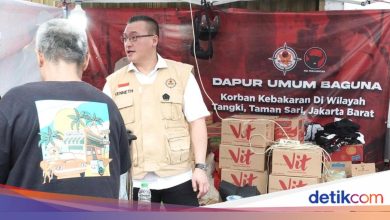 Brand in West Jakarta Tank, Baguna Pdip DKI Open Public Kitchen & Mobilizes Volunteers
