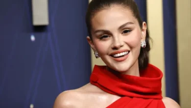 سيلينا غوميز ترتدي 3 فساتين بزفافها.. أحدها استغرق تطريزه 200 ساعة