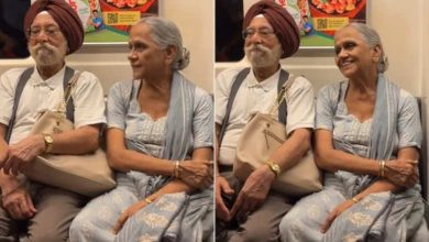Elderly man showed real care in Delhi Metro, video became viral