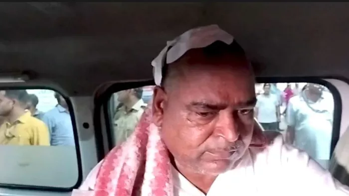 Who is the one who attacked Gayatri Prajapati? In what charge reached the jail, Dig Information gave – Gayatri Prajapati Attack Murder Murder Assaushs ex minister in prison