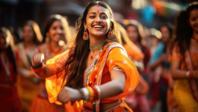 Sanskari Bhabhi’s dances place knives on the hearts of users, children and young people who got viral videos