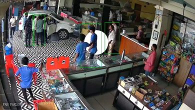 There was chaos because of the car entering a hotel in kheda no major damage