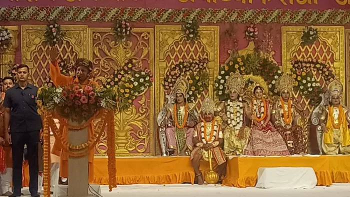 CM Yogi joined Vijay Shobhayatra, said – Ramayana and Mahabharata are still present with changed names – CM Yogi Adityanath Gorakhpeeth Victory march be vigilant of powers that divide society during society