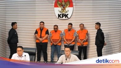 5 suspects are the East Java Awards Funds, there is an Ijon for DPRD members