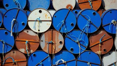 Oil prices are on the way to record the biggest weekly loss since June