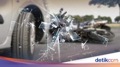 Chronology of Mercy vs Nissan March Collisions on the tmii toll road that makes traffic jams
