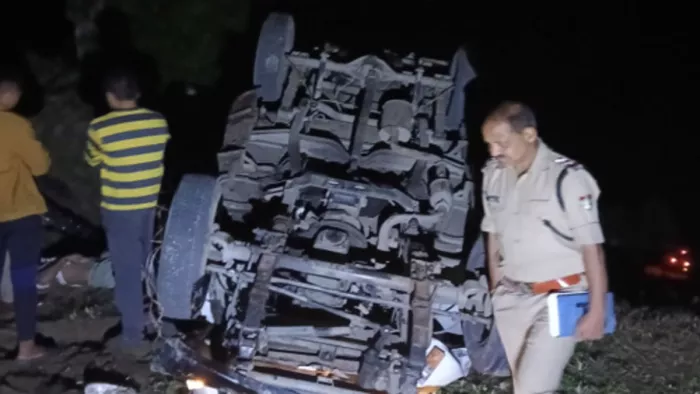 Almora accident: A painful accident in Dholchina, maximum vehicle uncontrolled and falls into the ditch; Youth die – Almora – Road Crash One Death One injured in Dhoulchhina