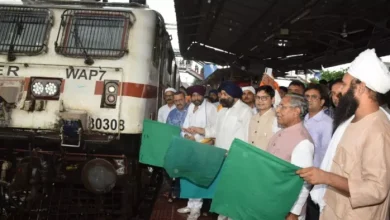 Gurmukhi Express’s two -minute stops at Patna Sahib Station Starting, a wave of happiness among passengers – Gurumukhhi Express Stop by Patna Sahib Station