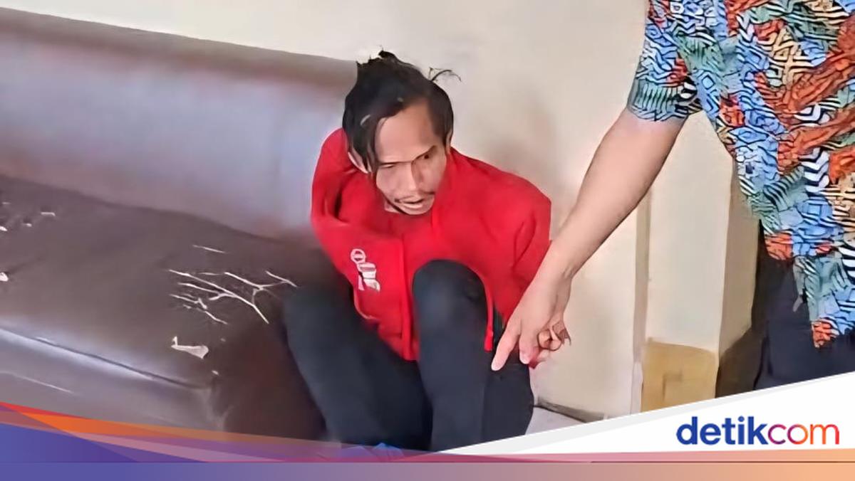 Nice game in warnet, bogor mosque charity money money thieves arrested