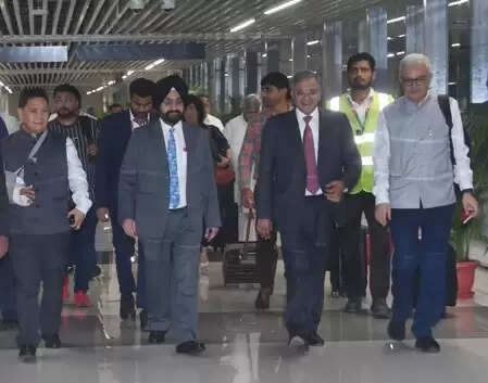 ECI delegation has reached Patna to review Bihar election preparations