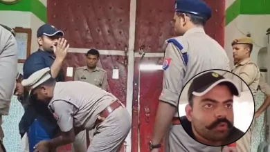 Such a photo of Ali Ahmed came to light as soon as he reached the jail … officer stunned by the allegation of former IPS -Ali Ahmed -Junkket video riot to Atique Ahmeds Sons Jail Search Video Leakededed